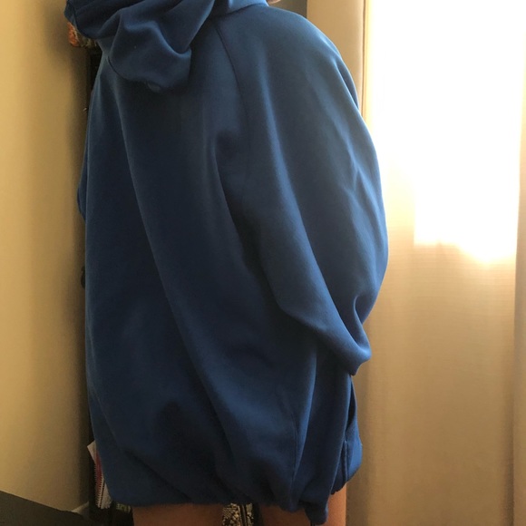 CHAMPION HOODIE - Picture 2 of 3